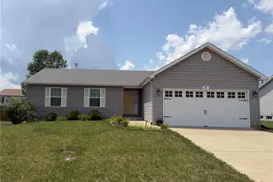 117 Falcons Crest Dr, Wright City, MO 63390 - Photo 1