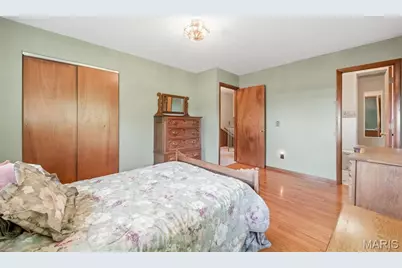 205 Hillcrest Drive, Elsberry, MO 63343 - Photo 25