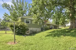 205 Hillcrest Dr, Elsberry, MO 63343 - Photo 37