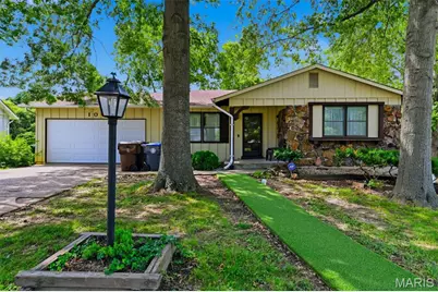 104 Jane Drive, Saint Peters, MO 63376 - Photo 1