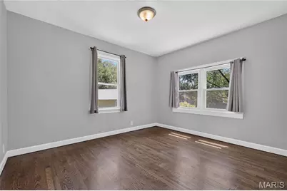 8908 Boston Avenue, Saint Louis, MO 63121 - Photo 13