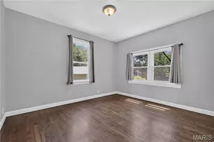 8908 Boston Ave, Saint Louis, MO 63121 - Photo 13