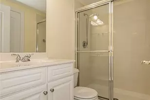 7564 Wydown Blvd, Saint Louis, MO 63105 - Photo 15