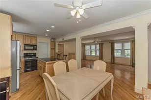 7564 Wydown Blvd, Saint Louis, MO 63105 - Photo 9