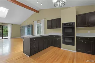 546 McBride Pointe Dr, Wildwood, MO 63011 - Photo 19