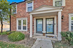515 N Kirkwood Rd, Kirkwood, MO 63122 - Photo 1
