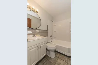 10139 Cabot Drive, Bellefontaine Neighbors, MO 63137 - Photo 13