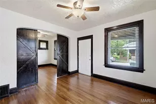 3850 Kingsland Ct, Saint Louis, MO 63116 - Photo 7