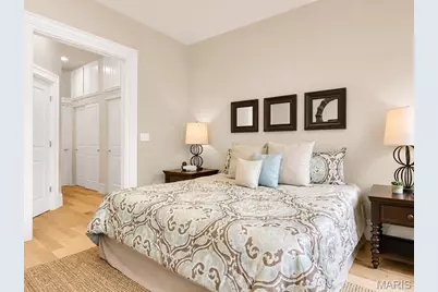 2329 Hickory Street, Saint Louis, MO 63104 - Photo 17