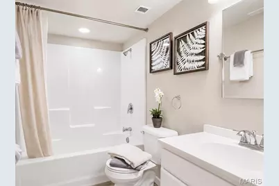 2329 Hickory Street, Saint Louis, MO 63104 - Photo 25
