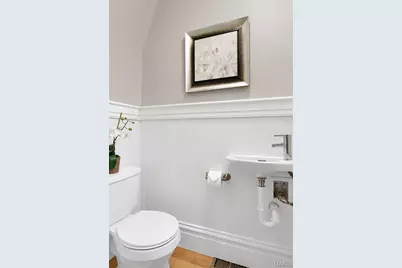 2329 Hickory Street, Saint Louis, MO 63104 - Photo 9