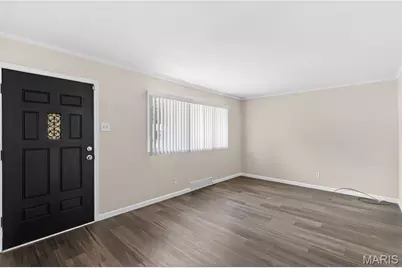 1695 Marshall Court, Florissant, MO 63031 - Photo 5