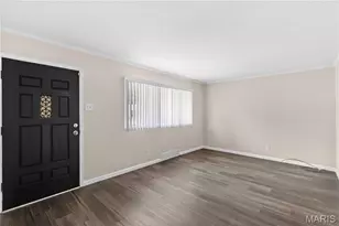 1695 Marshall Ct, Florissant, MO 63031 - Photo 5
