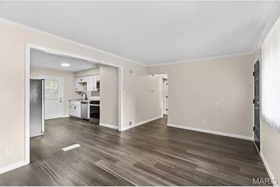 1695 Marshall Court, Florissant, MO 63031 - Photo 7