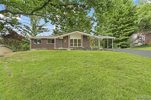 1036 Orchard Lakes Dr, Saint Louis, MO 63146 - Photo 3