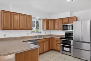 5421 Valleyside Ln, Saint Louis, MO 63128 - Photo 21