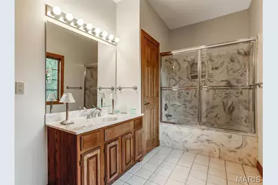1075 Eureka Road, Eureka, MO 63025 - Photo 37