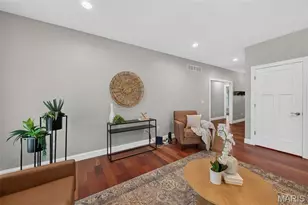 140 S Old Orchard Ave, Webster Groves, MO 63119 - Photo 11