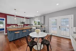 140 S Old Orchard Ave, Webster Groves, MO 63119 - Photo 13