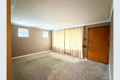 3740 Park Crest Drive, Saint Louis, MO 63125 - Photo 3