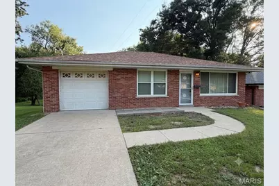 3740 Park Crest Drive, Saint Louis, MO 63125 - Photo 1