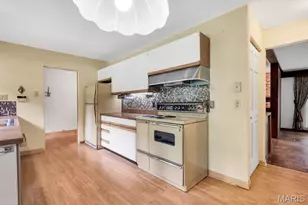 10 Sassafras Manor, Ferguson, MO 63135 - Photo 7