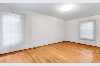 10 Sassafras Manor, Ferguson, MO 63135 - Photo 23