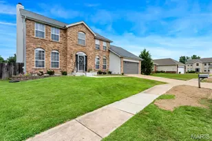 2933 Willow Mound Ln, Florissant, MO 63031 - Photo 3