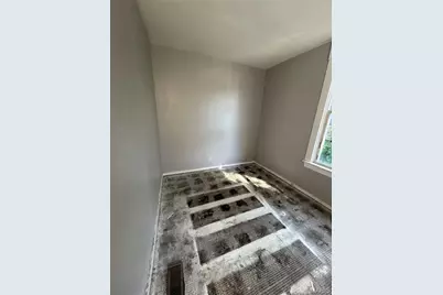 2126 Erick Avenue, Saint Louis, MO 63121 - Photo 9