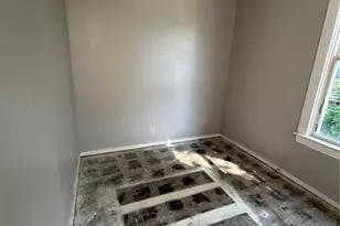 2126 Erick Ave, Saint Louis, MO 63121 - Photo 9