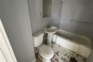 2126 Erick Ave, Saint Louis, MO 63121 - Photo 11
