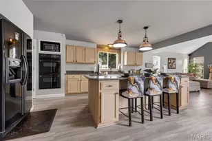 3772 Greenmoor Gardens Ct, Florissant, MO 63034 - Photo 9