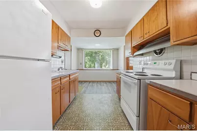 9241 Ewers Drive, Crestwood, MO 63126 - Photo 11