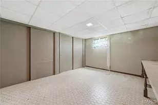 9241 Ewers Dr, Crestwood, MO 63126 - Photo 19