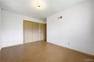 9241 Ewers Dr, Crestwood, MO 63126 - Photo 15