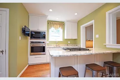 51 Webster Acres, Webster Groves, MO 63119 - Photo 7