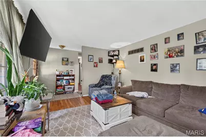 10500 Toelle Lane, Saint Louis, MO 63137 - Photo 19