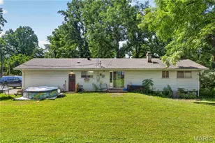 10500 Toelle Ln, Saint Louis, MO 63137 - Photo 9