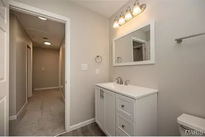 1319 N 4th Street, Saint Charles, MO 63301 - Photo 15