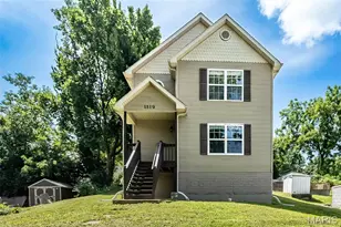 1319 N 4th St, Saint Charles, MO 63301 - Photo 1