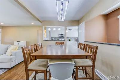 7200 Marlton Lane, Saint Louis, MO 63123 - Photo 7