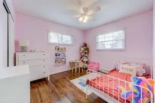 7200 Marlton Ln, Saint Louis, MO 63123 - Photo 17
