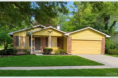 1053 Pinecone Trail, Florissant, MO 63031 - Photo 1