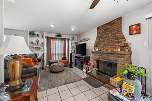 573 Coach Light Ln, Hazelwood, MO 63042 - Photo 11