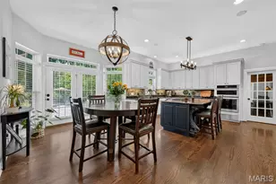 467 Oakshire Ln, Saint Louis, MO 63122 - Photo 9