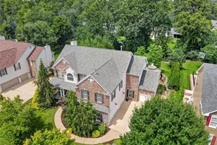 467 Oakshire Ln, Saint Louis, MO 63122 - Photo 3