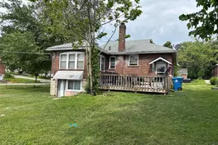 3802 Melba Pl, Saint Louis, MO 63121 - Photo 21