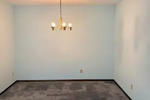 5557 Baronridge Dr, Oakville, MO 63129 - Photo 3