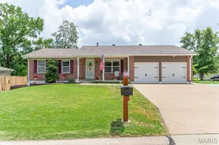 1308 Cave Springs Estate Dr, Saint Peters, MO 63376 - Photo 1