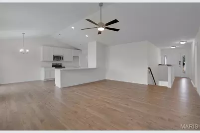 2347 Reiff Drive, Florissant, MO 63031 - Photo 3
